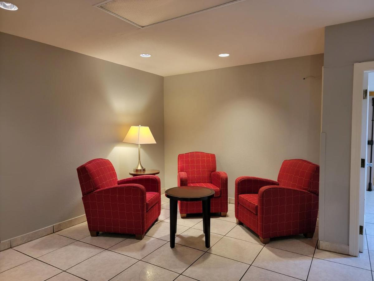 Hotel Extend-a-suites - Extended Stay, I-40 West Amarillo